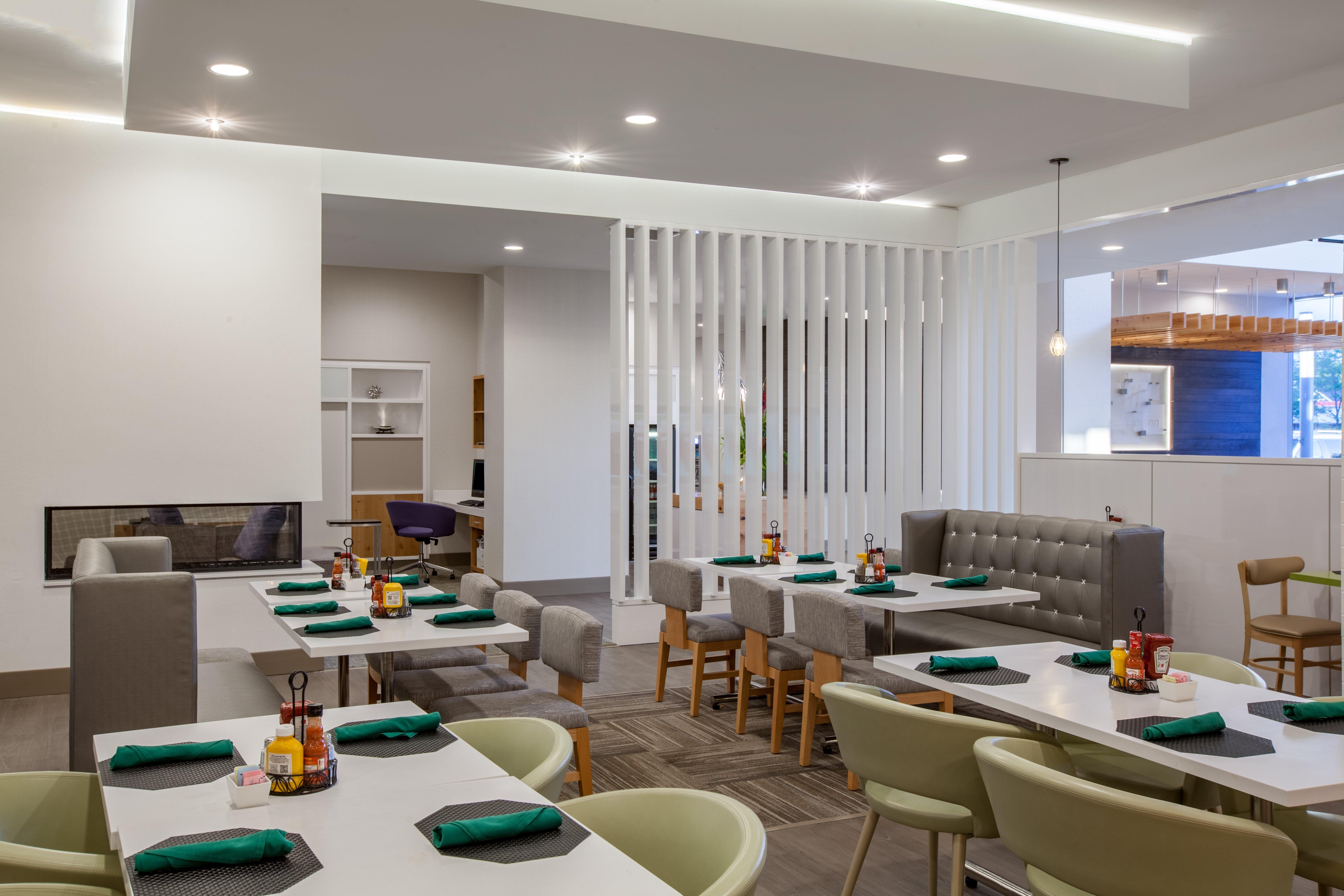 Holiday Inn Cleveland Clinic By Ihg Extérieur photo