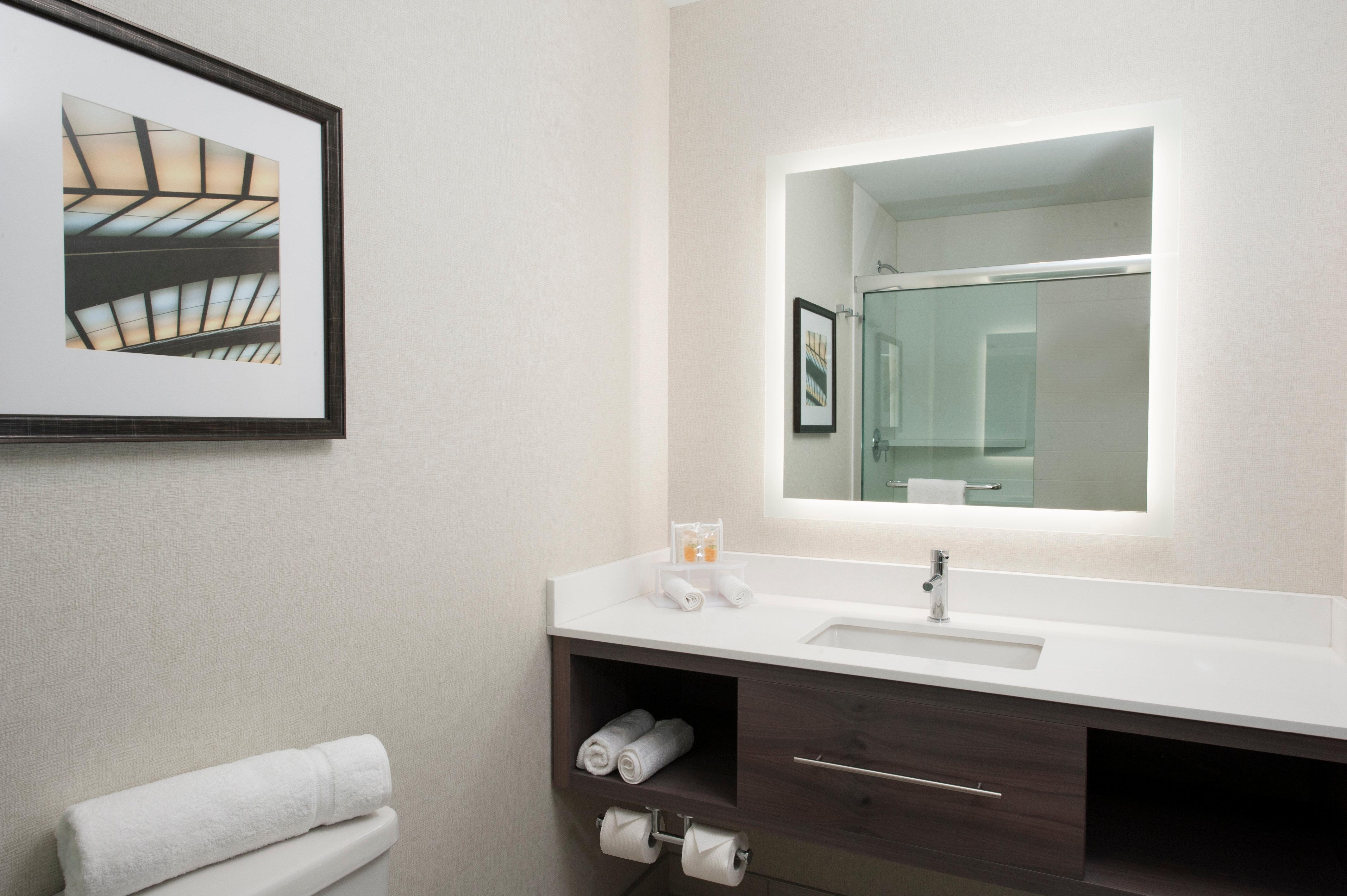 Holiday Inn Cleveland Clinic By Ihg Extérieur photo