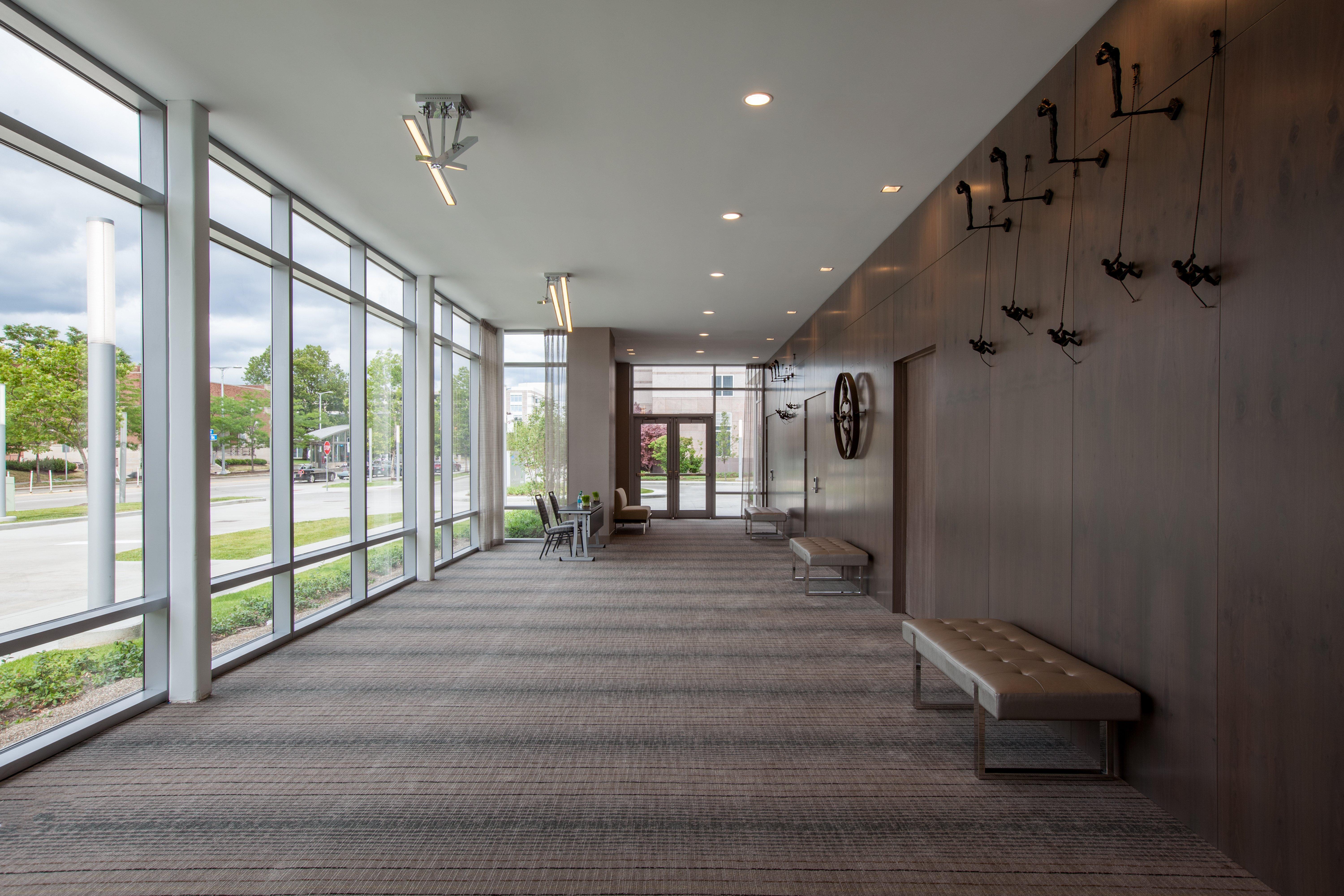 Holiday Inn Cleveland Clinic By Ihg Extérieur photo