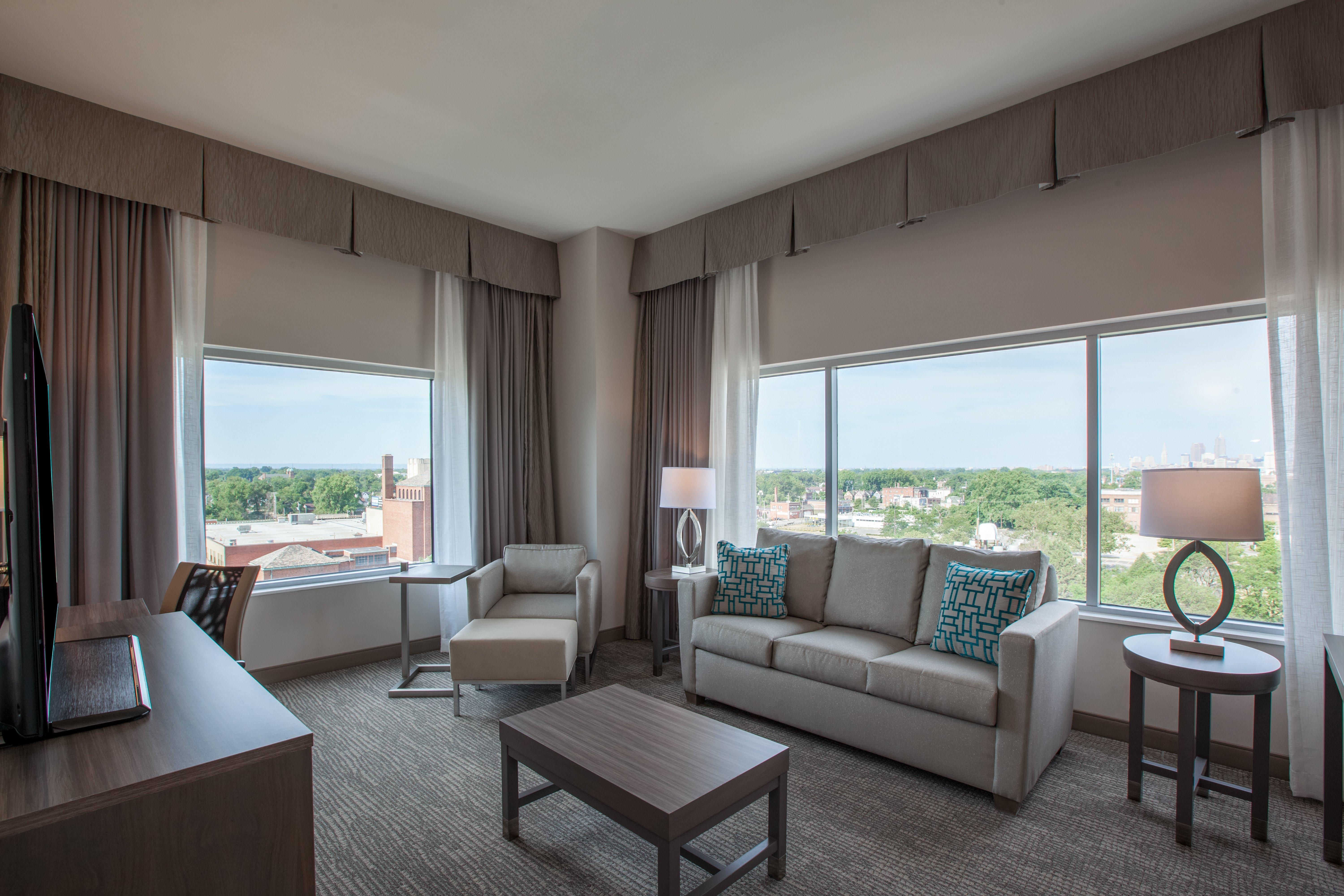 Holiday Inn Cleveland Clinic By Ihg Extérieur photo